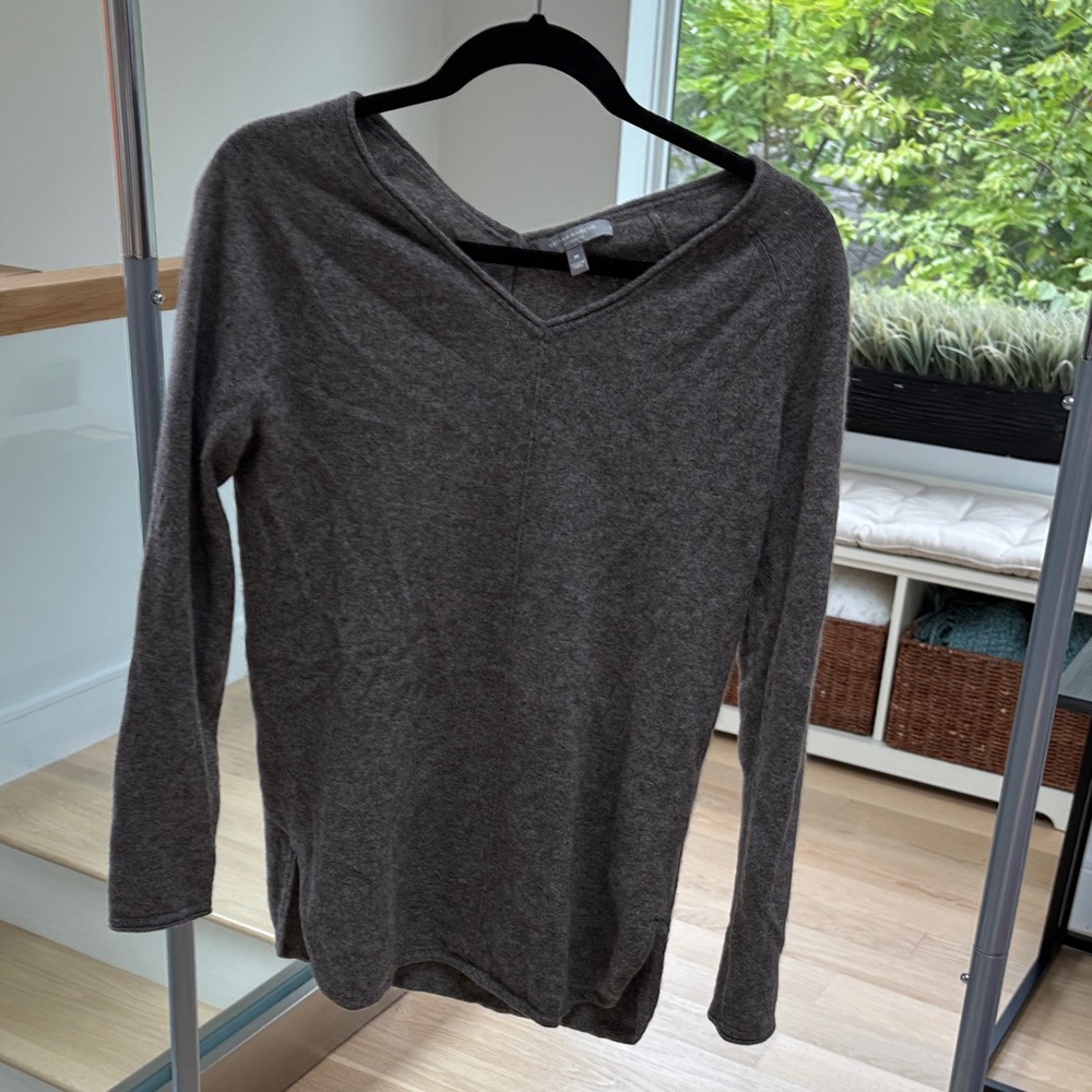 Neiman Marcus Charcoal Long Sleeve V-Neck Top
